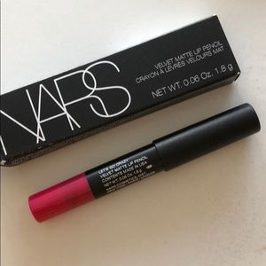 Nars velvet matte lip pencil crayon lets go crazy